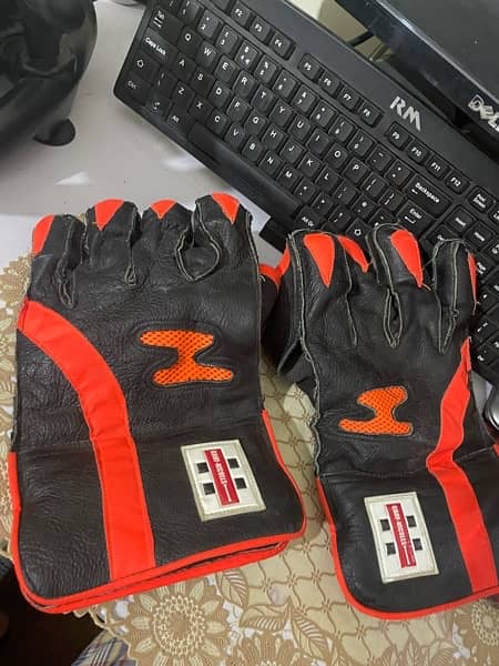 hard ball keeping gloves 3