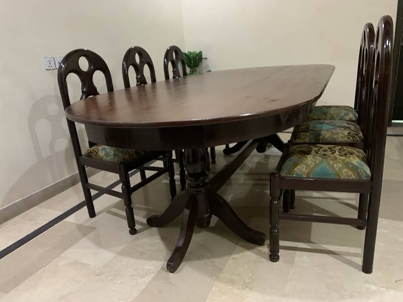 complete Dining tabel with 8 chairs ( shesham wood) 7