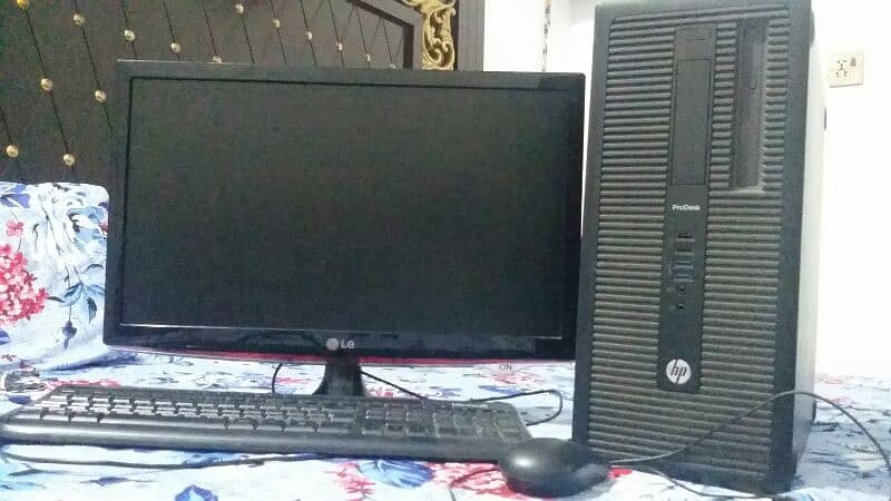 Pc with lcd for sale 5