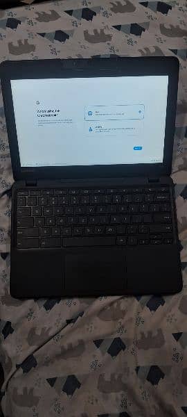 Laptop chrome book 3