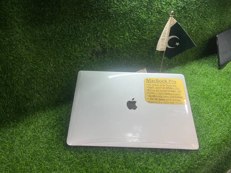 MacBook Pro (16-inch, 2019) 4 GB 3d Dedicated Card 9