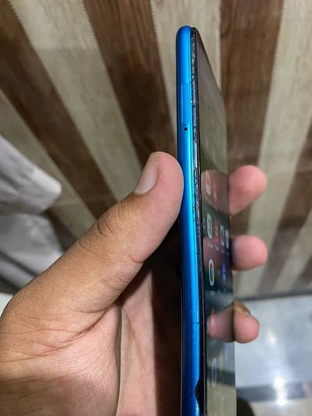 infinix note 8i (8/128) 3