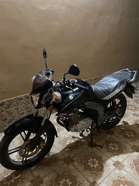 Suzuki GSX 125 full new bike 8