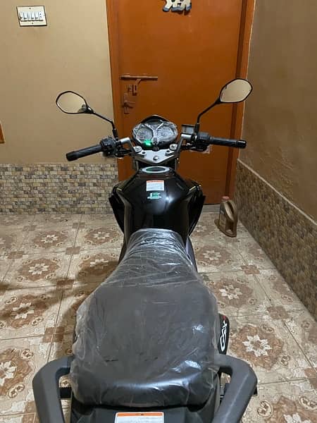 Suzuki GSX 125 full new bike 13