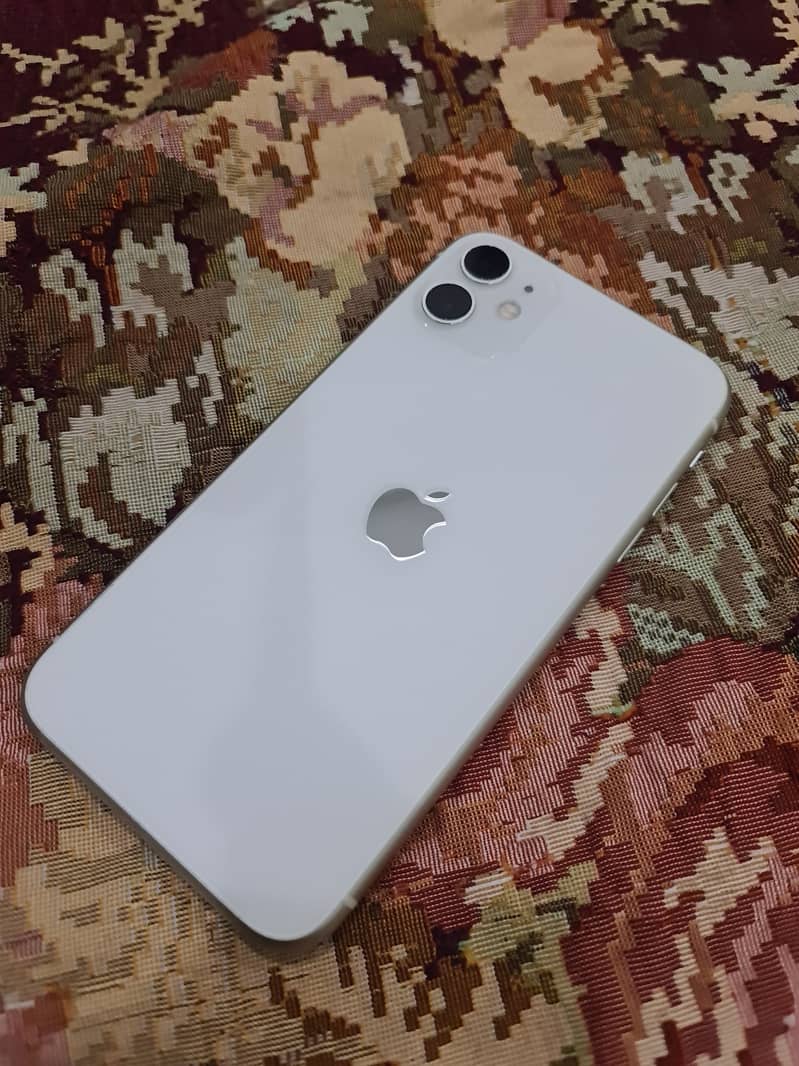 iphone 11 white 64 gb 1