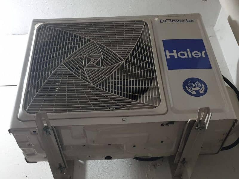 Haier 1 ton DC inverter heat and cooling 1