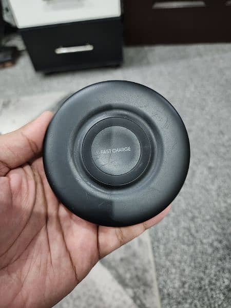 Samsung Wireless charger 15w and 25w 0