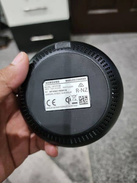 Samsung Wireless charger 15w and 25w 2