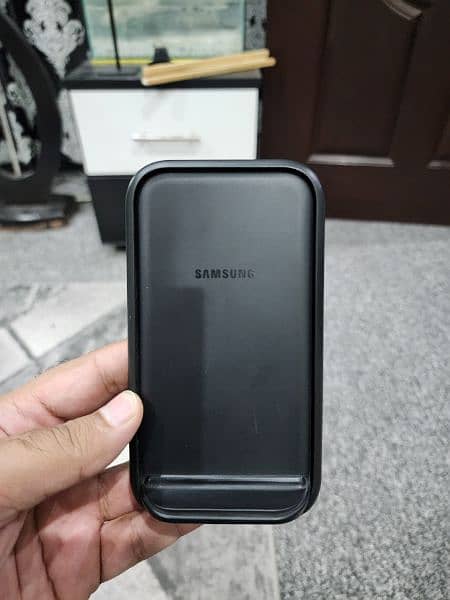 Samsung Wireless charger 15w and 25w 10