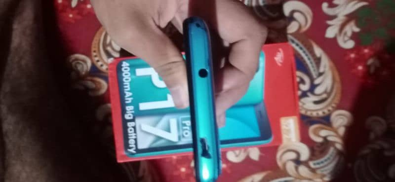 ITEL P17 2gb 32gb 2