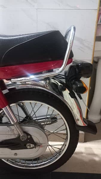 Honda 70 2023 Red For Sale 4