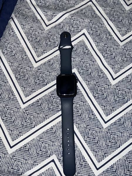 brand new watch apple series 9 condition 10/10 battery health 100% 3