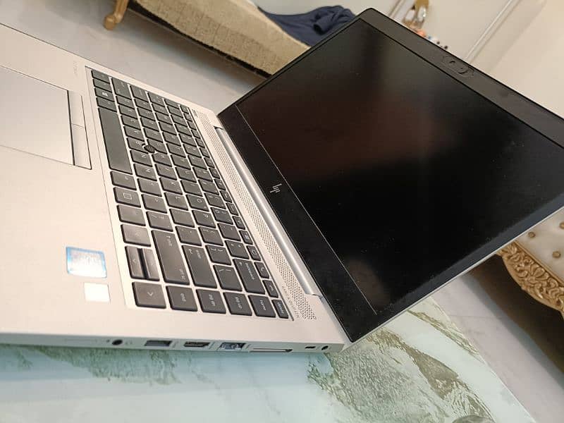 HP EliteBook Laptop 0