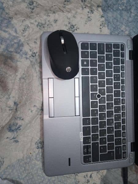 HP ELITE BOOK 8 GB RAM , URGENT SELL 2