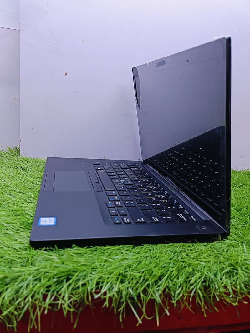 DELL LATITUDE I7 7th GEN 4