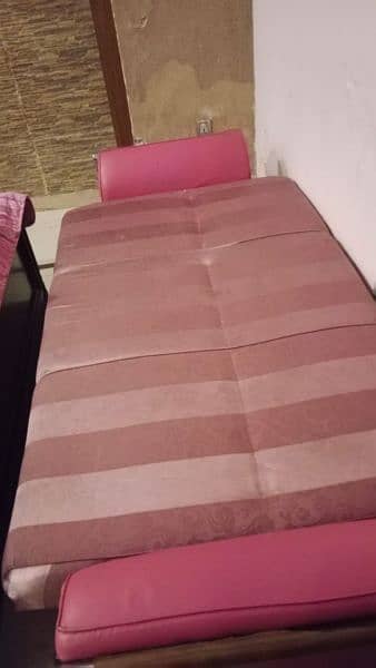 Sofa come bed in new condition molty foam ke sath03021190300 3