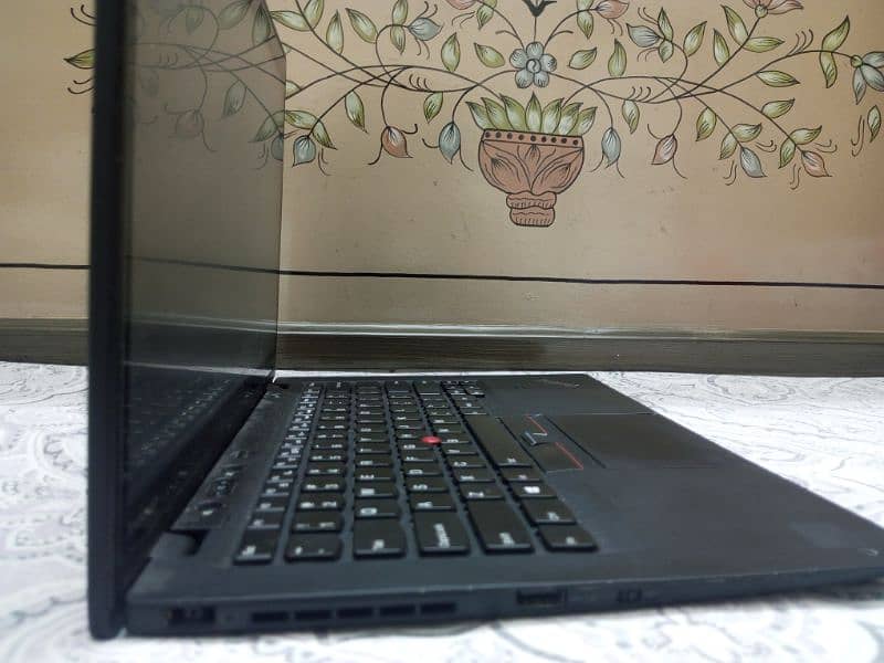 Lenevo ThinkPad X1 Carbon 1