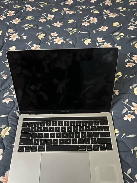 MacBook pro 2016 2