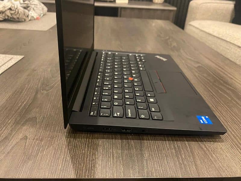 Lenovo Thinkpad E14 gen4 7