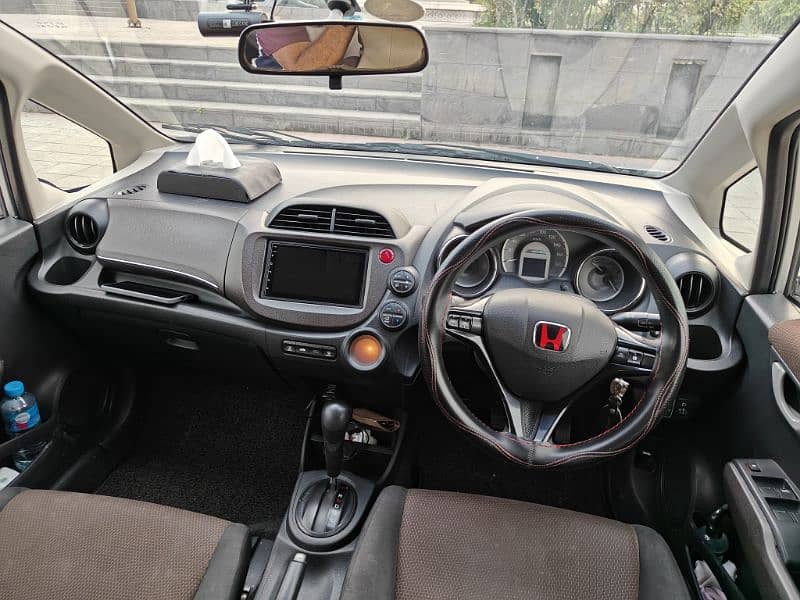 Honda Fit 2012 16