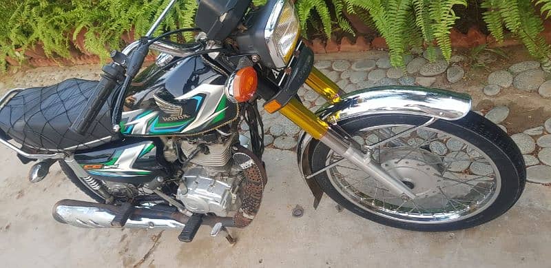 Honda CG 125 model 23 Punjab 03212110238 WhatsApp 3