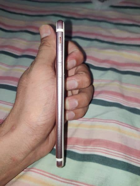 IPHONE 7 NON PTA 128GB 4