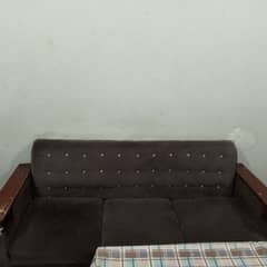 7 seaters sofa and big table