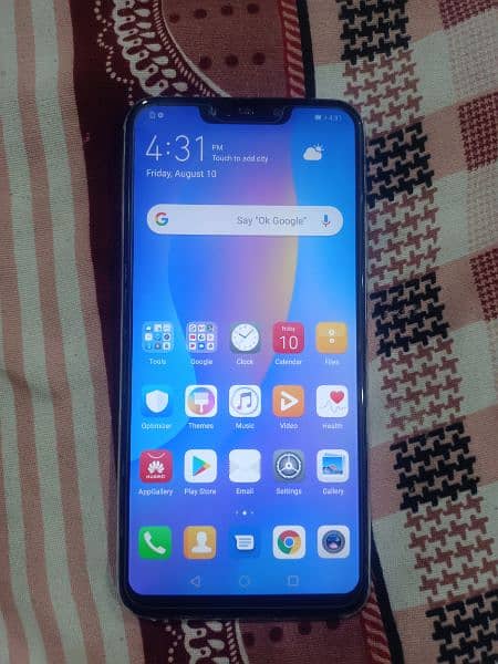 Huawei nova3i 6