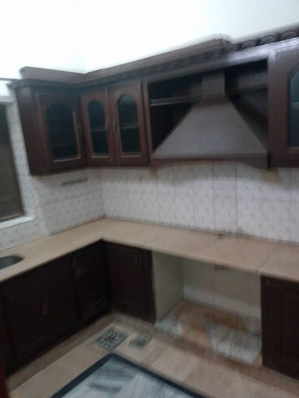 5 Marlla Ground flour house for rent phase 5A Bajli Pani gas available ha 7