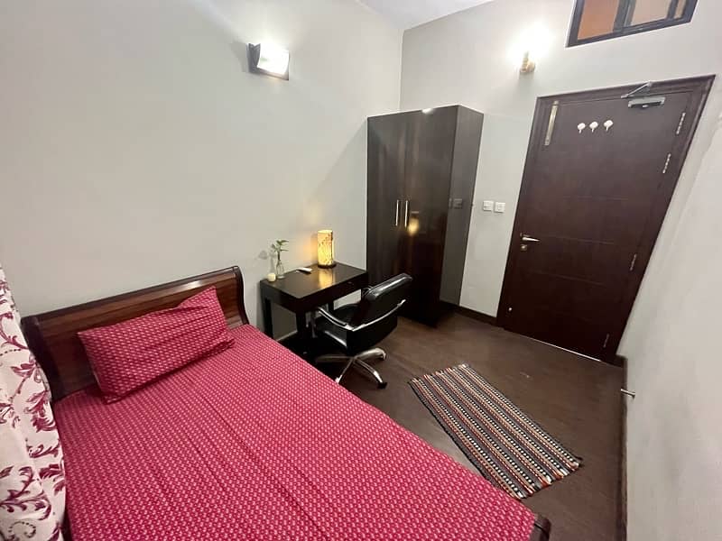 furnished executive rooms 11