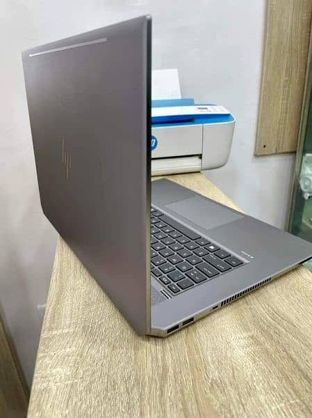 HP ZBOOK 15 G5 
Intel Core i7- 9750H @2.60GHz 9th Gen HexaCore 1