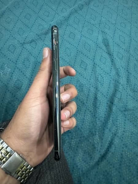 iphone 11 pro max 256 gb non pta 7