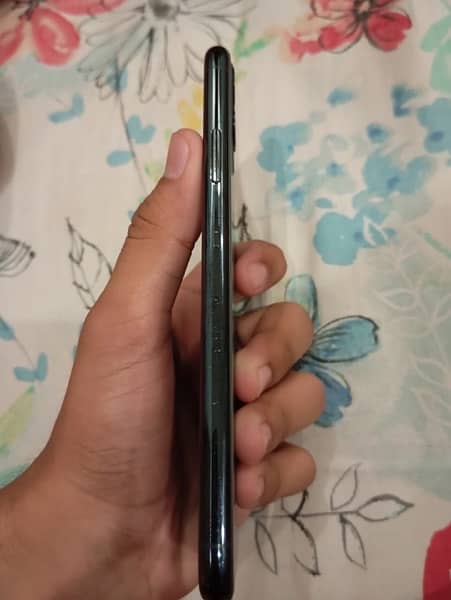 iphone 11 pro max dual pta proved 256 gb 4