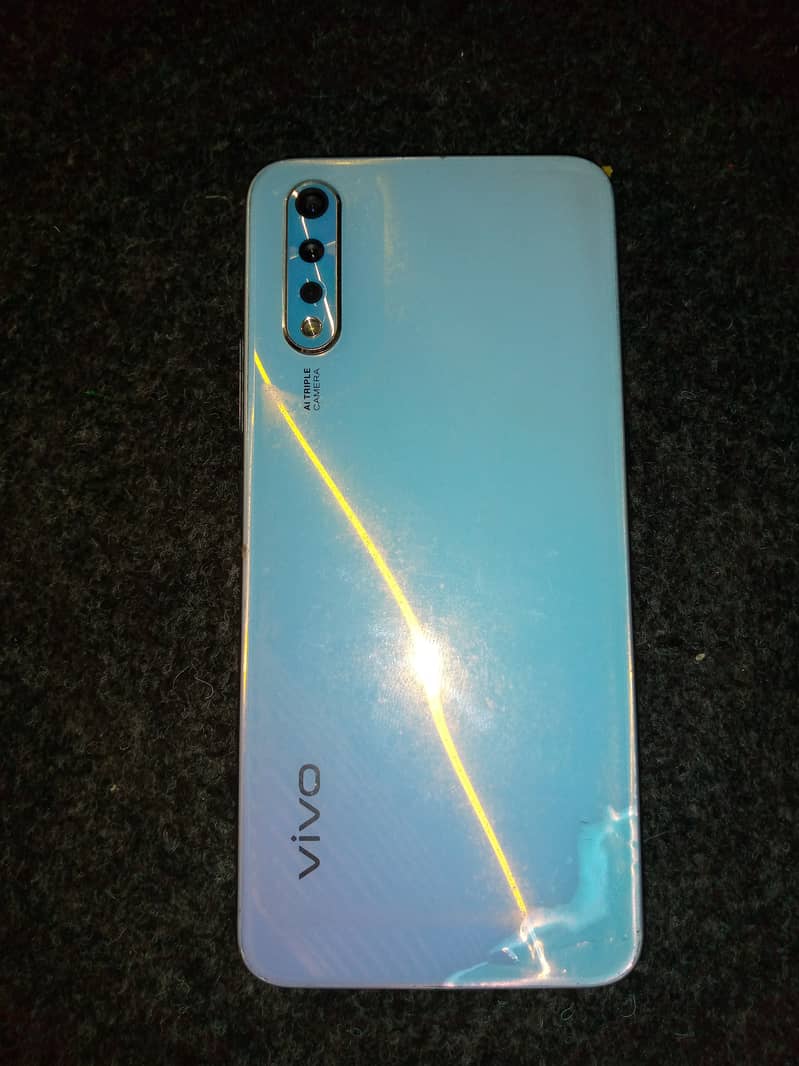 Vivo s1    128 GB 5