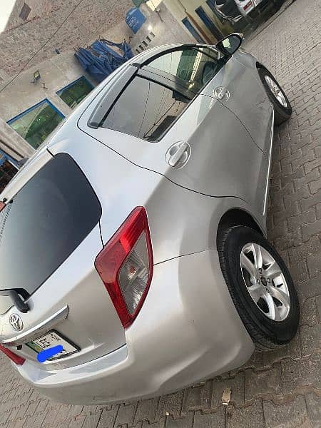 Toyota Vitz 2011/2014MashaAllah Anteeq car like new car 3