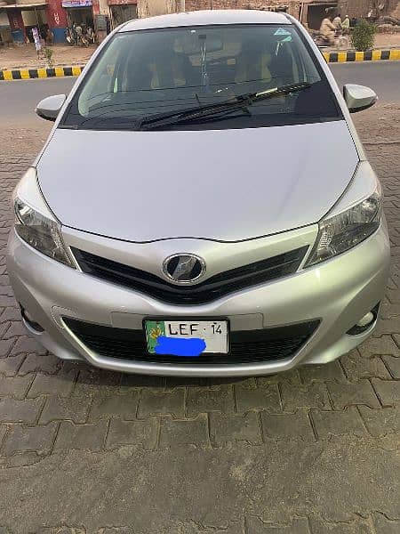 Toyota Vitz 2011/2014MashaAllah Anteeq car like new car 8