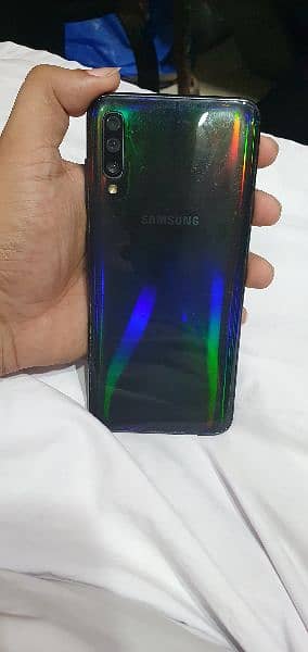 Samsung Galaxy A70 A705F 6GB 128GB PTA Approved 9/10 Lush Gaming PUBG 4