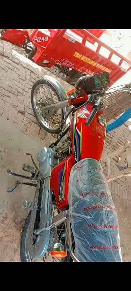 honda 125 2017 model lahore number lush condition 1