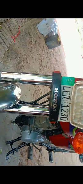 honda 125 2017 model lahore number lush condition 2