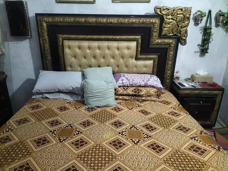 bed set / bed set with side tables / wooden bed set 2