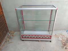 Aluminum and Glass shelves/wreck for sale Only 17000