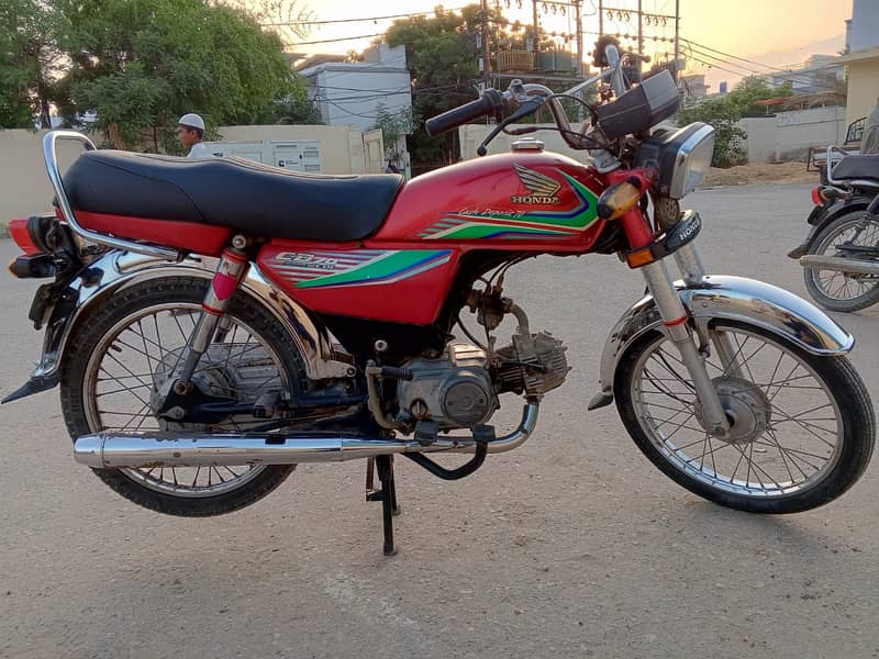 Honda CD 70 2016 1