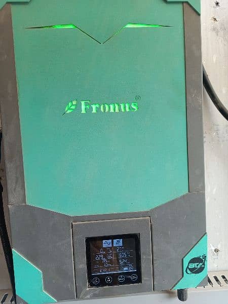 Fronus 6kw solar inverter with Pannel and battery 0