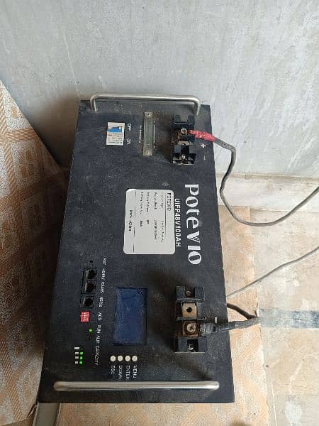 Fronus 6kw solar inverter with Pannel and battery 2