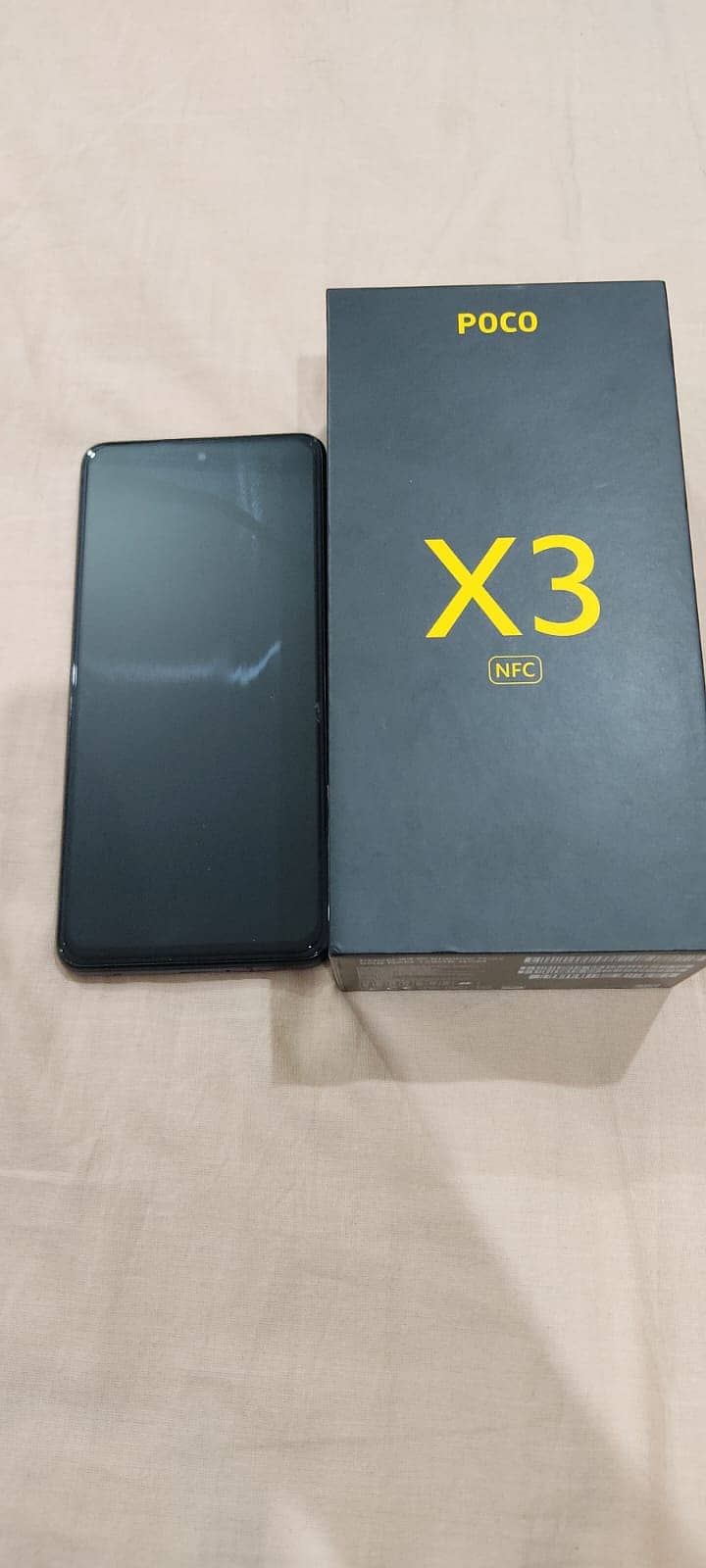 Poco X3   8GB / 128 GB 1