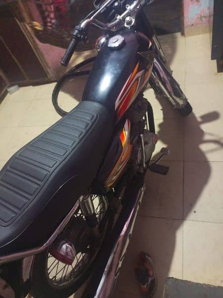 Honda cg 125 2022 karachi 1