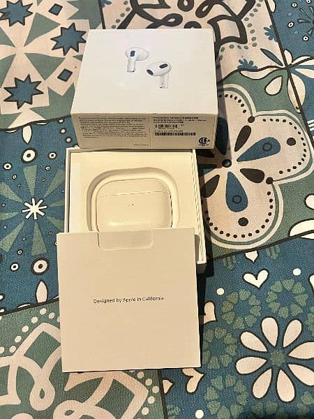 apple airpods 3 generation 4