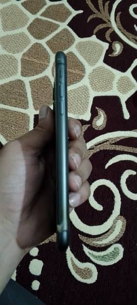 IPHONE 11 128gb non pta 4