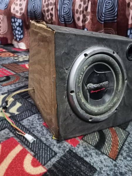 Pioneer woofer 1