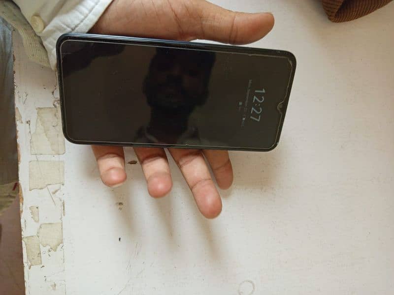 infix phone not 11 good phon urgent sell 3